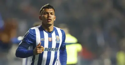 Portista Gabriel Veron vai reforçar o Nacional