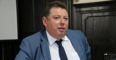 Reunião de Câmara da Ribeira Brava concedeu apoios e aprovou regulamento da Taxa Turística.