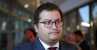 Ministro das Finanças hospitalizado