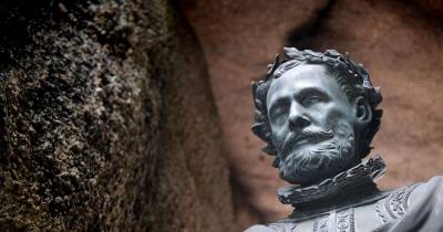 Feira inspira-se na liberdade e nos 500 anos do nascimento de Luís Vaz de Camões.