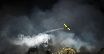 Oito meios aéreos combatem fogo na Póvoa de Lanhoso