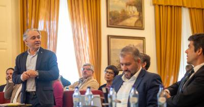 JPP leva voto de saudação ao 25 de abril à Assembleia Municipal do Funchal