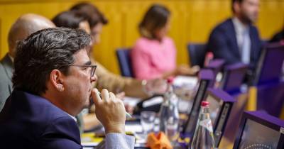 “Nós levamos uma hora a falar de quase tudo (...) mas esta é uma questão iminentemente técnica”, reforça IL