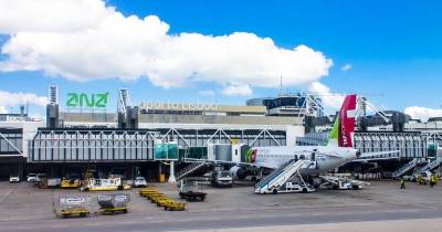 Filas no aeroporto afetam turismo mas impacto na economia será temporário
