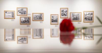‘50 Anos do 25 de Abril - Vozes do Povo: reflexos de Abril’ é o nome da exposição inaugurada esta sexta-feira.