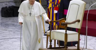 Outra preocupação do chefe de Estado do Vaticano é o impacto que as novas tecnologias podem ter no âmbito laboral.