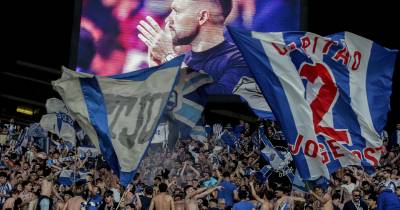 FC Porto fans celebrate during their Portuguese First League soccer match against Alverca held at Dragao Stadium in Porto, Portugal, 2nd May 2026. FC Porto could clinch its 31st league title this Saturday. MANUEL FERNANDO ARAUJO/LUSA