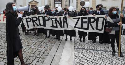 OE2026: Oposição confirma congelamento das propinas em 2026/2027