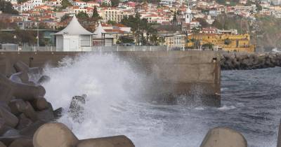 Mar continuará agitado. Capitania do Funchal emite aviso de agitação marítima forte