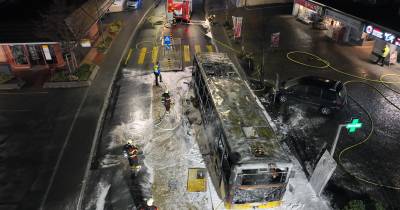 As autoridades suíças adiantaram ontem que o incêndio foi causado por um homem “marginal e perturbado” que se imolou, afastando motivações terroristas.