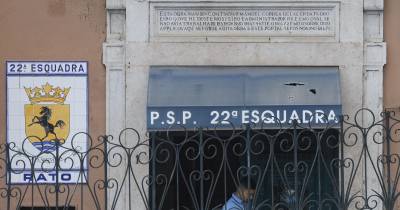 Terminou o interrogatório dos 14 polícias detidos no caso da esquadra do Rato