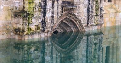 O Mosteiro de Santa Clara-a-Velha encontra-se inundado pela da subida do caudal do Rio Mondego, devido ao mau tempo, em Coimbra.