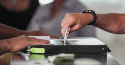 CNE reforça que boletins da 2.ª volta terão apenas dois candidatos