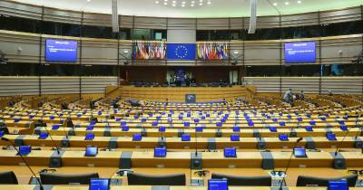 Em causa está um assistente parlamentar acreditado no Parlamento Europeu que deu conhecimento de episódios de “assédio e de irregularidades financeiras que envolviam uma eurodeputada”.