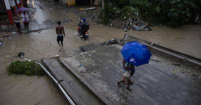 Governo das Bahamas ordena retirada de populações do sudeste do país devido ao furacão Melissa