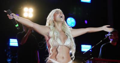 Bárbara Bandeira numa atuação na Madeira.