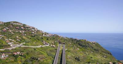 O acidente teve lugar na via rápida, no sentido Ribeira Brava – Funchal.