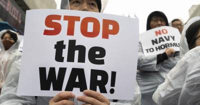 Guerra no Médio Oriente mexe com todo o mundo. Protestos em Seul contra o envio de naviosdo País para o Estreito de Ormuz solicitado por Trump.