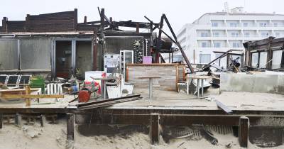 Vários estabelecimentos danificados devido à passagem da depressão Kristin, Praia da Vieira, Leiria, 29 de janeiro de 2026. Portugal continental está a ser afetado pelos efeitos da passagem da depressão Kristin, com chuva, vento, neve e agitação marítima, tendo sido emitidos vários avisos pelo Instituto Português do Mar e da Atmosfera (IPMA), CARLOS BARROSO/LUSA