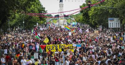 Milhares de pessoas marcham em Lisboa pelos direitos LGBTI+ e contra retrocessos