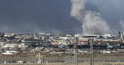 Em 07 de outubro, comandos do Hamas lançaram um ataque terrorista em solo israelita, durante o qual mataram 1.139 pessoas, na maioria civis.