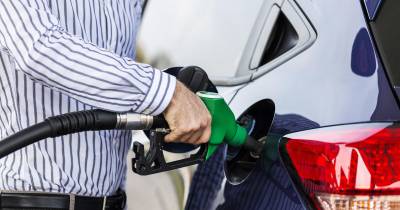 Gasóleo volta a subir e a gasolina recua