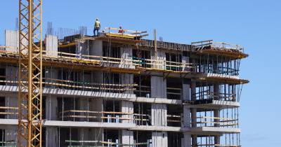 Ambos os indicadores traduzem aumentos homólogos, na ordem dos 0,9 e 3,2%, respetivamente.