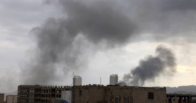 Ataques israelitas em Sana, no Iémen.