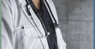 Quase 50 médicos convencionados no ano transato.