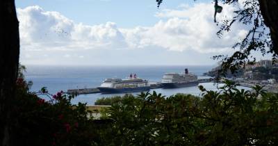 O Porto do Funchal acolheu hoje quatro navios.
