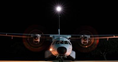 Força Aérea Portuguesa transporta mulher grávida dos Açores para a Madeira