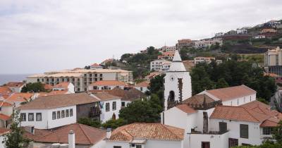 “O Orçamento para 2026 mantém uma dimensão global semelhante à de 2025, traduzindo uma opção de prudência financeira, com reforço do planeamento e preparação de investimentos estruturantes, sem comprometer a sustentabilidade das contas municipais”, salienta a autarquia em informação enviada à agência Lusa.