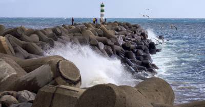 Madeira sob aviso de agitação marítima forte
