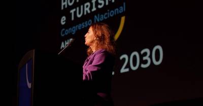 Cristina Pedra defende contributos dos turistas.