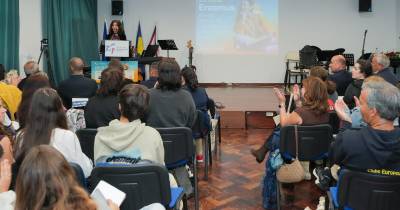 Elsa Fernandes destacou a importância dos clubes europeus e dos projetos Erasmus para a formação dos alunos como cidadãos da Europa.