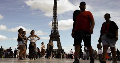 Um alegado atentado terrorista fez um morto e um ferido em Paris