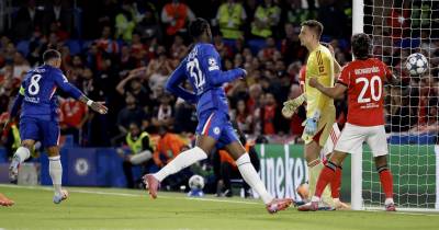 Auto-golo de Ríos deu vitória aos londrinos.