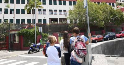 A adesão à greve na Função Pública foi baixa, não causando constrangimentos na maioria das escolas.