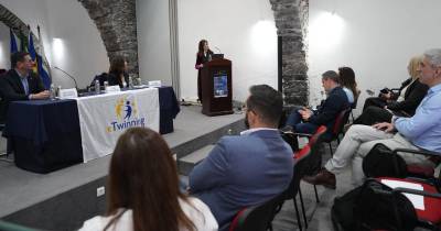 E-Tweeting reforça ligação das escolas madeirenses à Europa através do digital