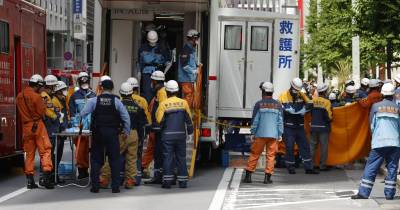 A emissora pública NHK informou que os ferimentos pareciam leves. A polícia está a investigar a causa, declarou um oficial dos bombeiros presente no local, sem dar mais detalhes.