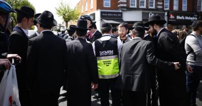 Duas pessoas esfaqueadas em bairro de comunidade judaica em Londres