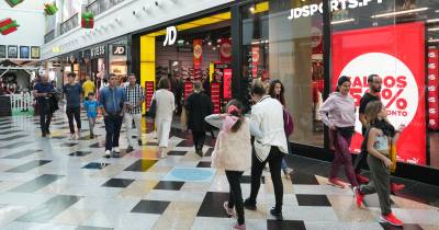 Entre as 14h00 e as 17h00, os visitantes poderão registar o dia numa experiência de vídeo 360º, num espaço especialmente decorado para a ocasião, na Praça Central, no Piso 0.