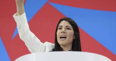 A dirigente do BE dirigiu-se às pessoas desiludidas, “uma maioria zangada e que ainda está indecisa”.