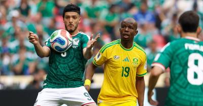 O ex-Benfica Raúl Jiménez apontou o segundo golo dos mexicanos.