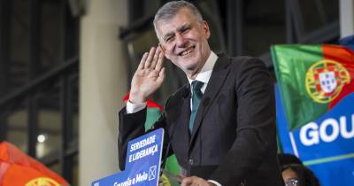 Presidenciais: Brilhante Dias acusa Gouveia e Melo de “falsificação da história” sobre Seguro