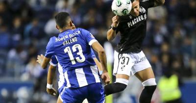 Minhotos estão a dois pontos dos portistas.