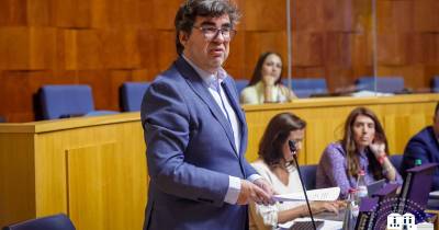 Novo hospital: “Comparticipação do Estado não é um cheque em branco”, alerta a IL