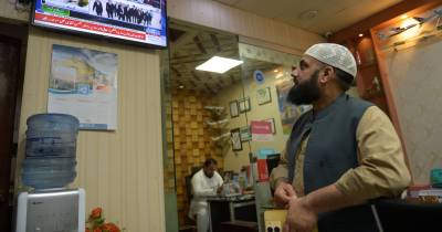 Entretanto, no Paquistão decorrem as negociações pelo fim da guerra.