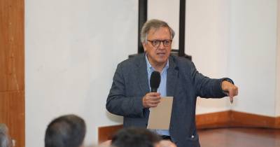 “A autonomia legislativa é o traço mais importante daquilo que foi o regime autonómico de há 50 anos”, reforçou.