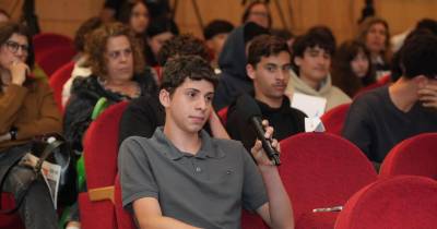 “Os alunos deviam ter espaço mais livre para estudar o que querem”, disse.